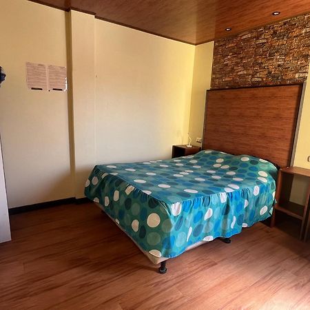 C&M Exclusive Private Rooms 克萨尔特南戈 外观 照片